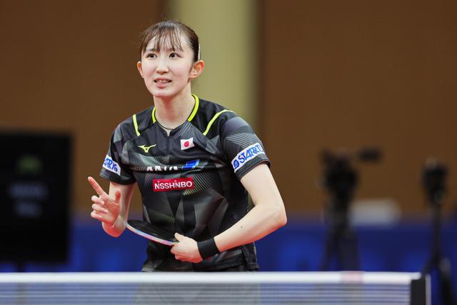 足球传球 足球传球